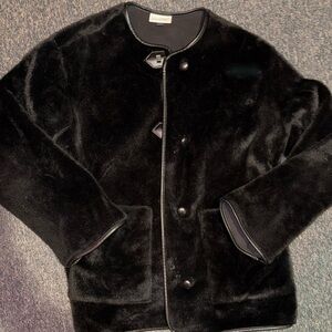 Universal Thread Black Faux Fur Coat